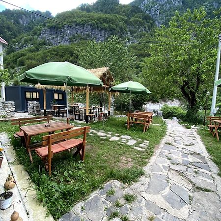 Guesthouse Kujtimi Theth Exterior foto